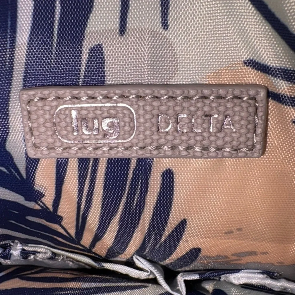 LUG Gorgeous Palms Interior Delta Matte Luxe 14.5